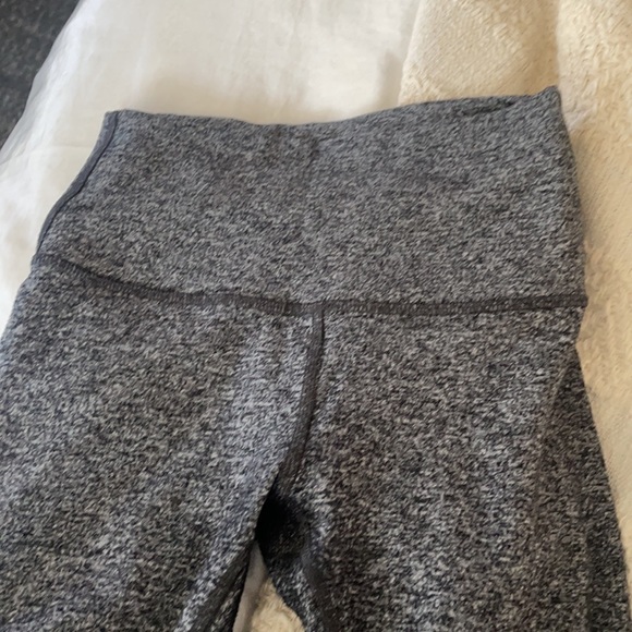 Lululemon leggings - Picture 6 of 6